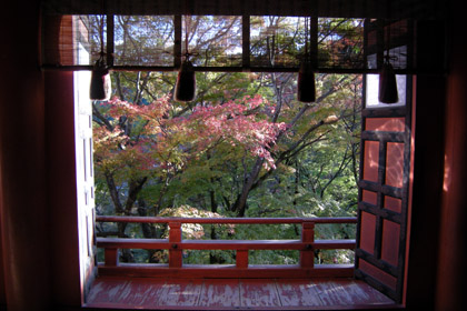 談山神社の拝殿から